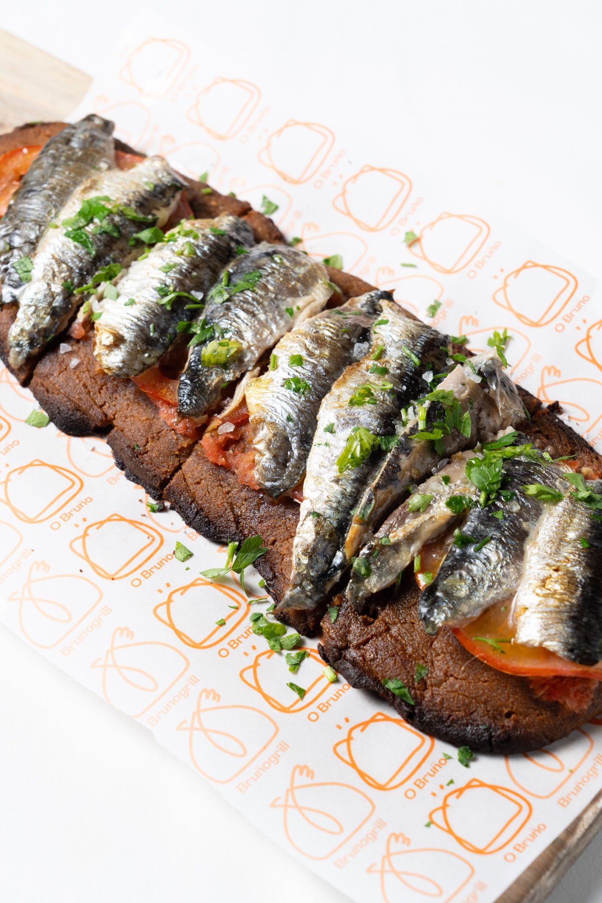 Pan de millo y xoubas – detalle 1