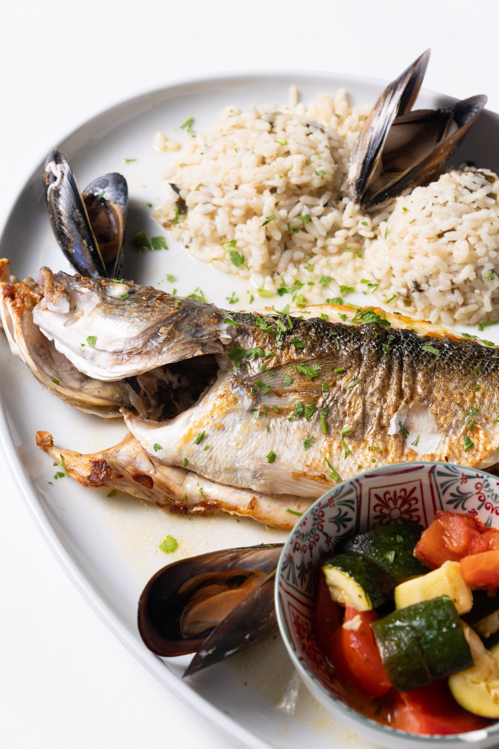 Lubina de la ría al horno – vista principal